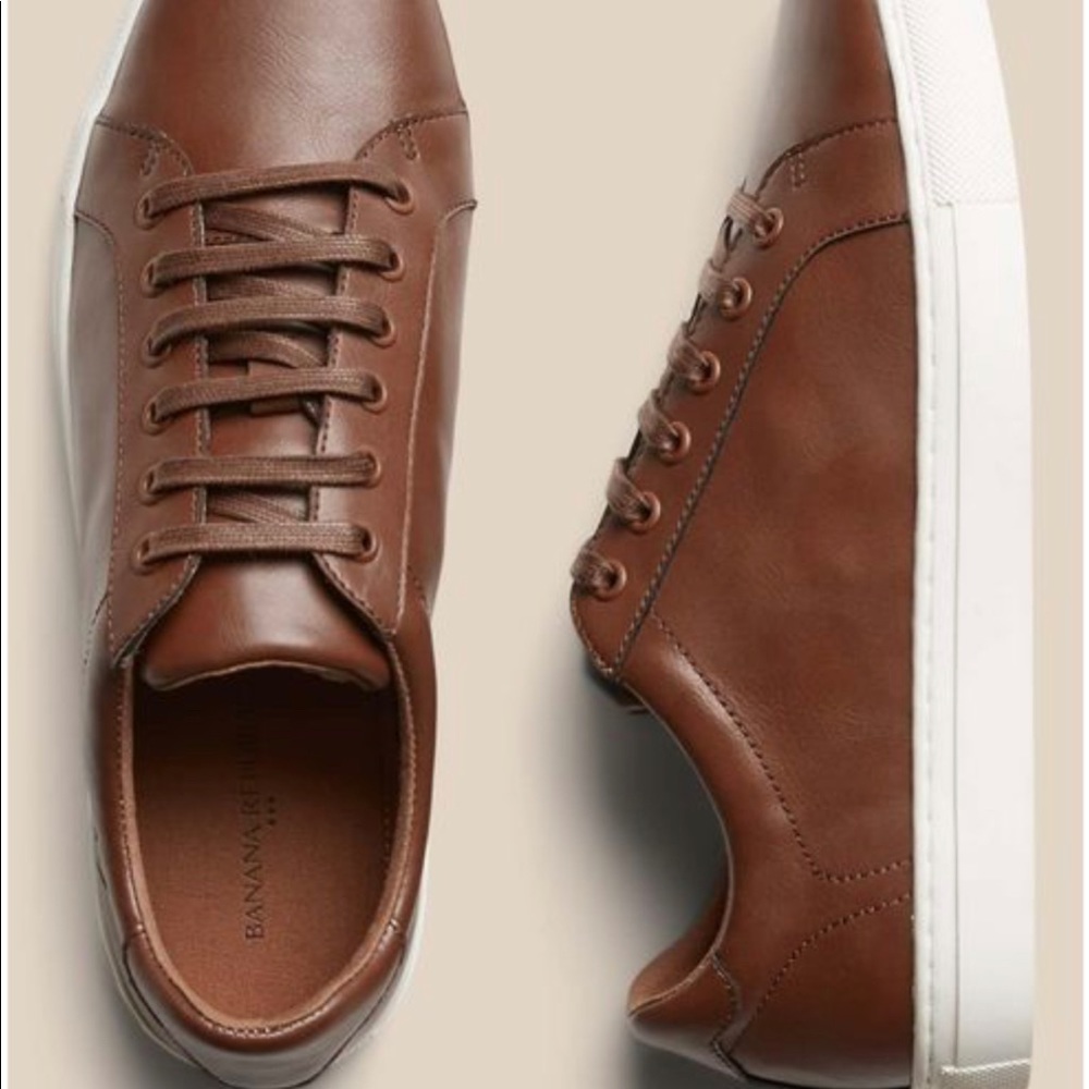 NWT Mens Banana Republic Sz 10 sneaker